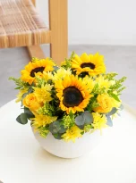 yellow-arrengement-flowers-in-antalya.webp